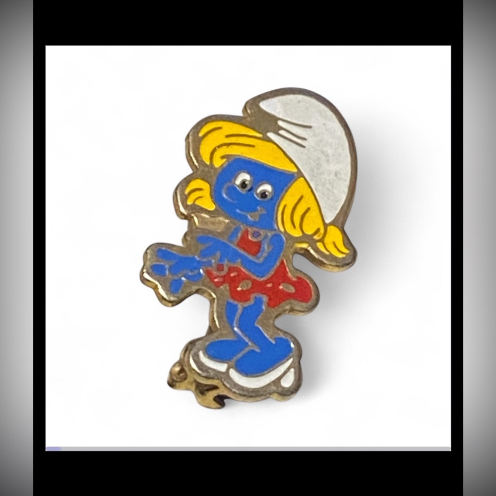 Vintage Smurfette Smurfs Enamel Pin #7969 - Picture 3 of 5